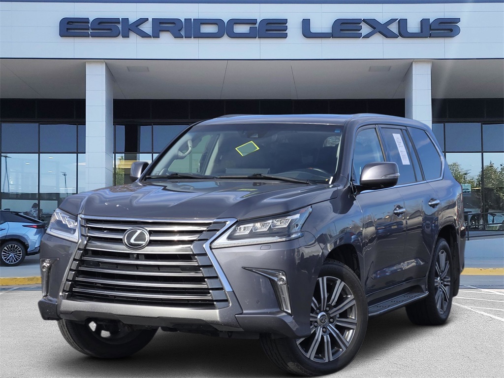 2016 Lexus LX 570's photo