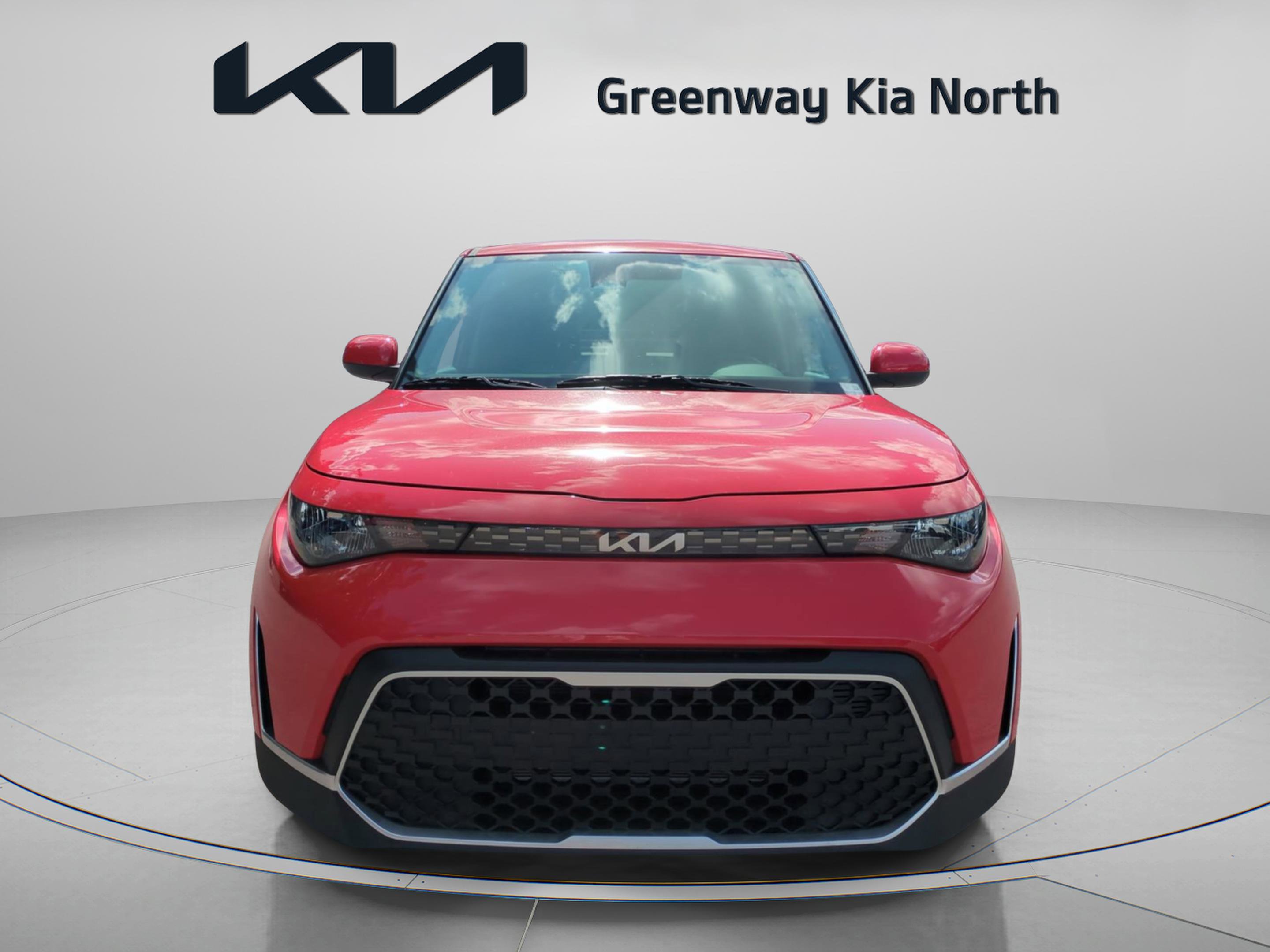 2025 Kia Soul LX photo 2
