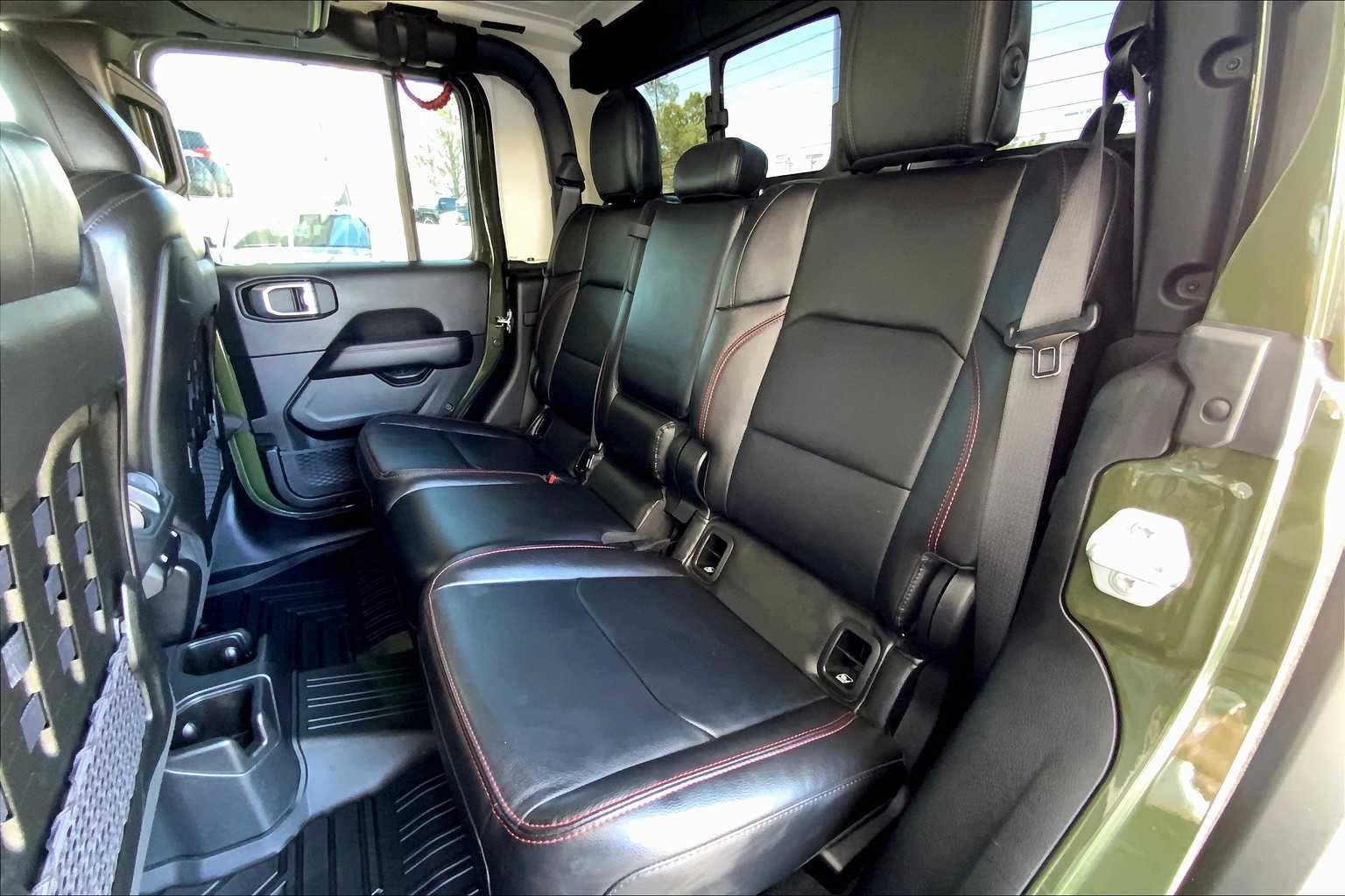 2023 Jeep Gladiator Rubicon photo 18