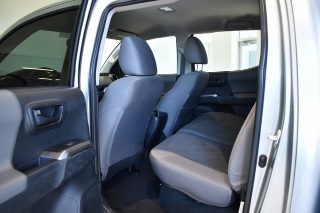 2023 Toyota Tacoma SR5 photo 12