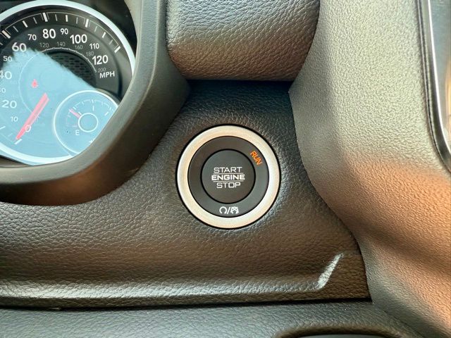 2026 Ram 1500 Laramie photo 16