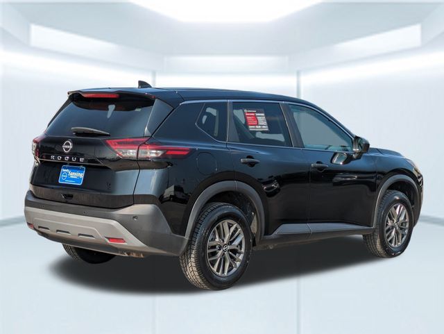 2023 Nissan Rogue S photo 3