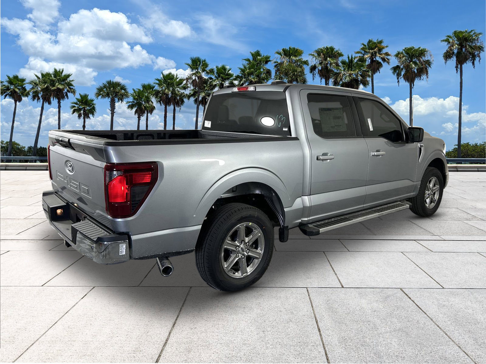 2025 Ford F-150 XLT photo 7