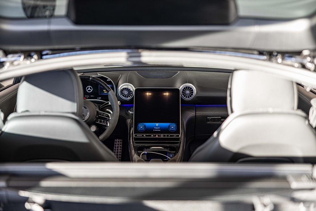 2025 MERCEDES-BENZ AMG GT - Image 18