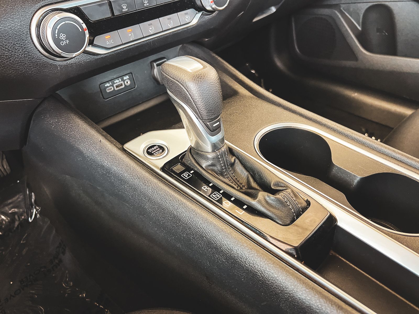 2022 Nissan Altima 2.5 SV photo 16