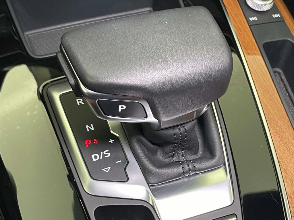 2023 Audi Q5 45 S line Premium photo 29