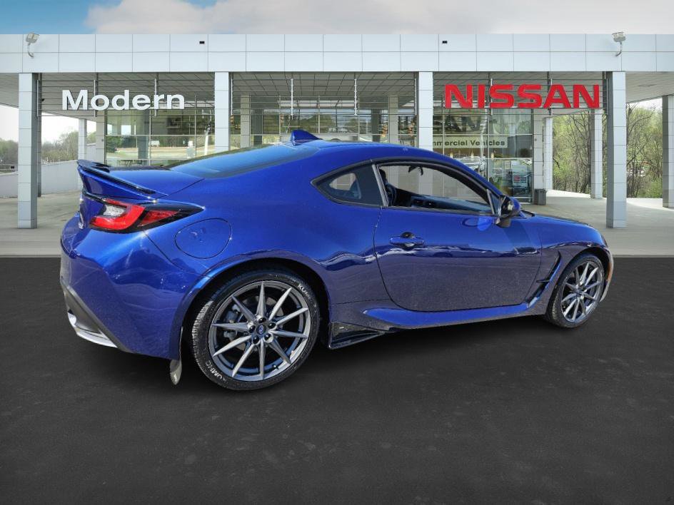 2023 Subaru BRZ Limited photo 4