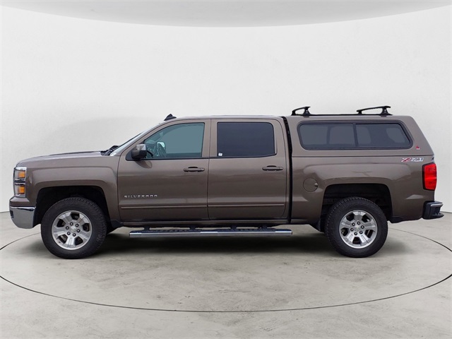 2015 Chevrolet Silverado 1500 LT photo 2