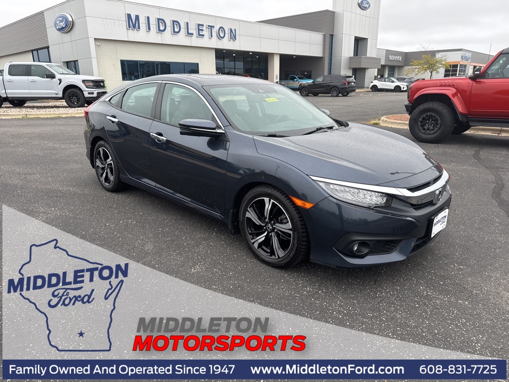 2016 Honda Civic Touring photo 2