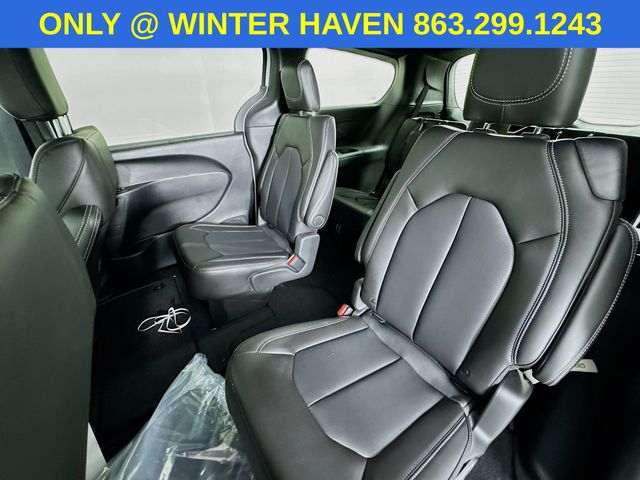 2026 Chrysler Voyager LX photo 20