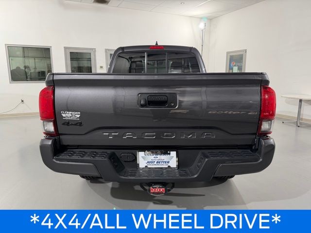 2020 Toyota Tacoma SR 4x4 Access Cab photo 3