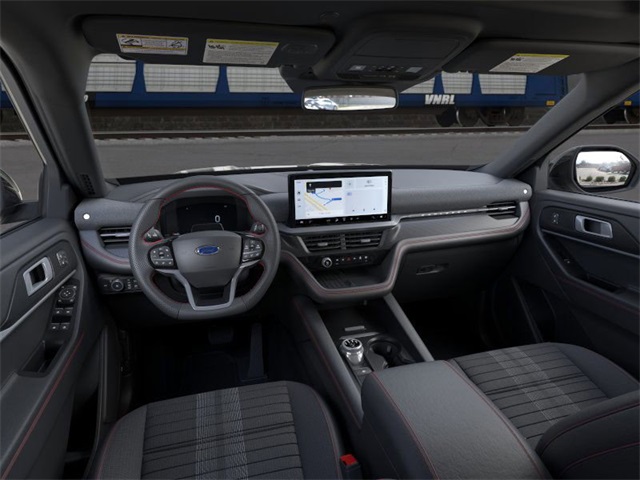 2025 Ford Explorer ST-Line photo 7