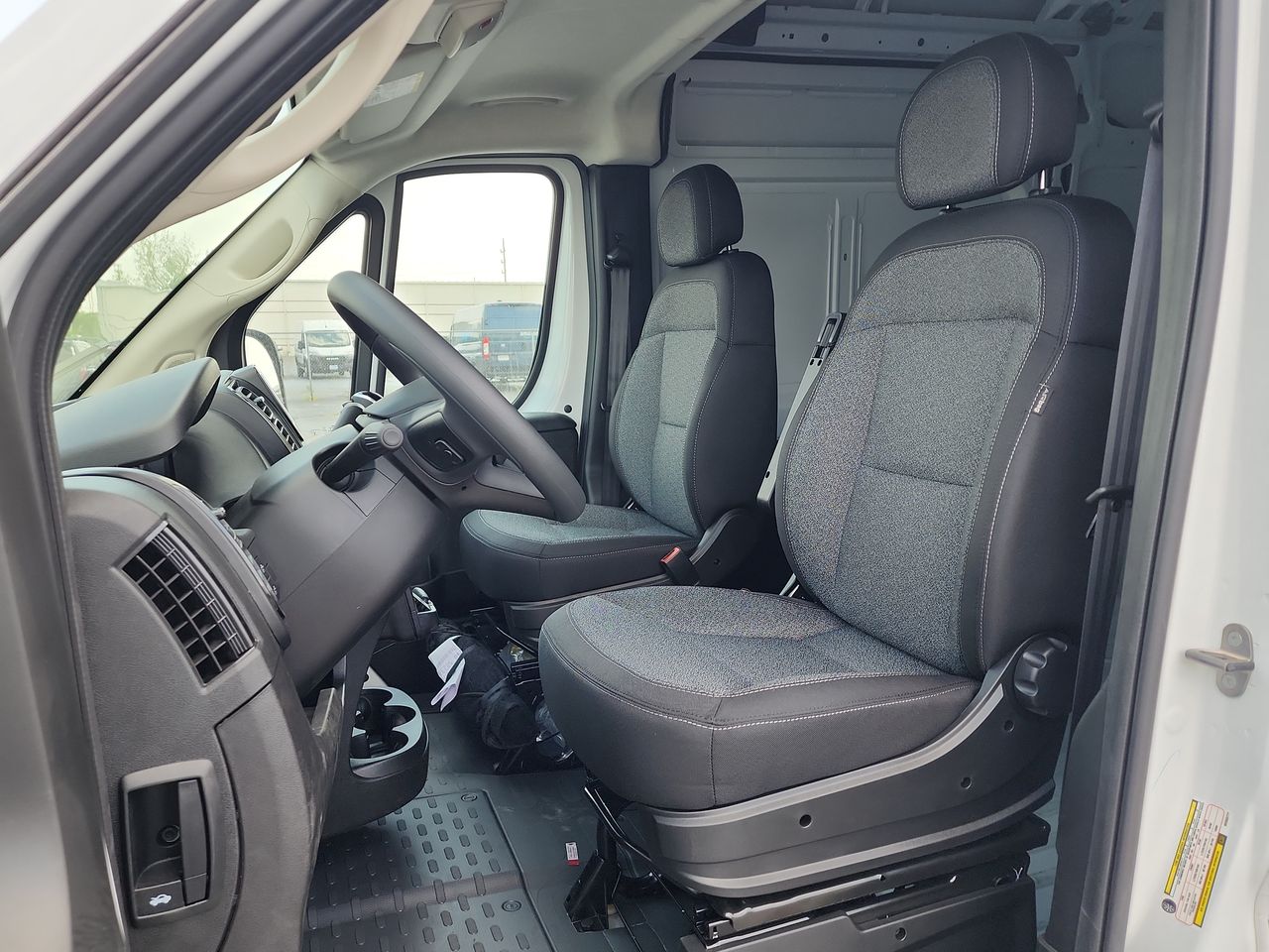 2025 Ram ProMaster 3500 photo 11