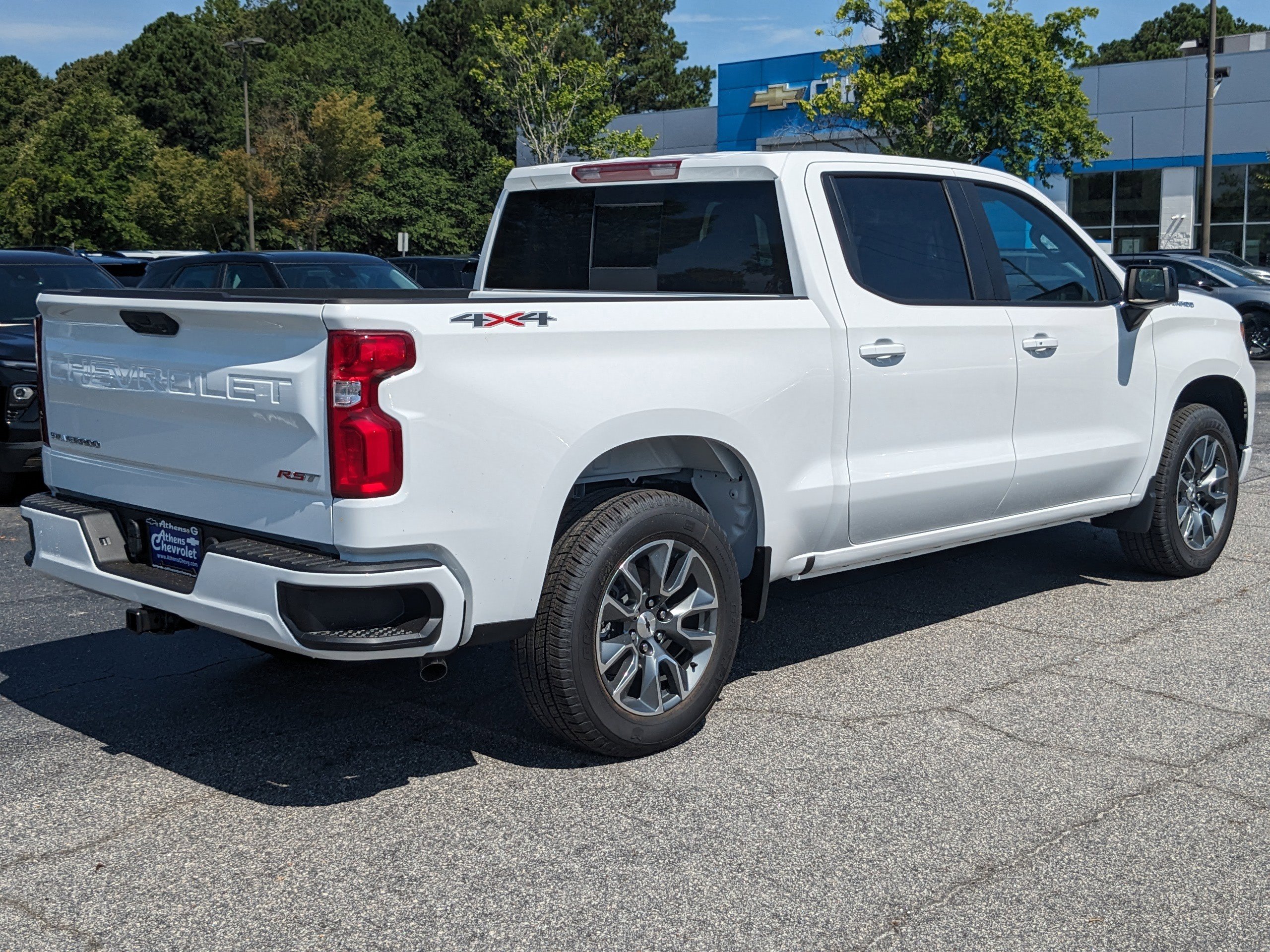 2025 Chevrolet Silverado 1500 RST photo 4
