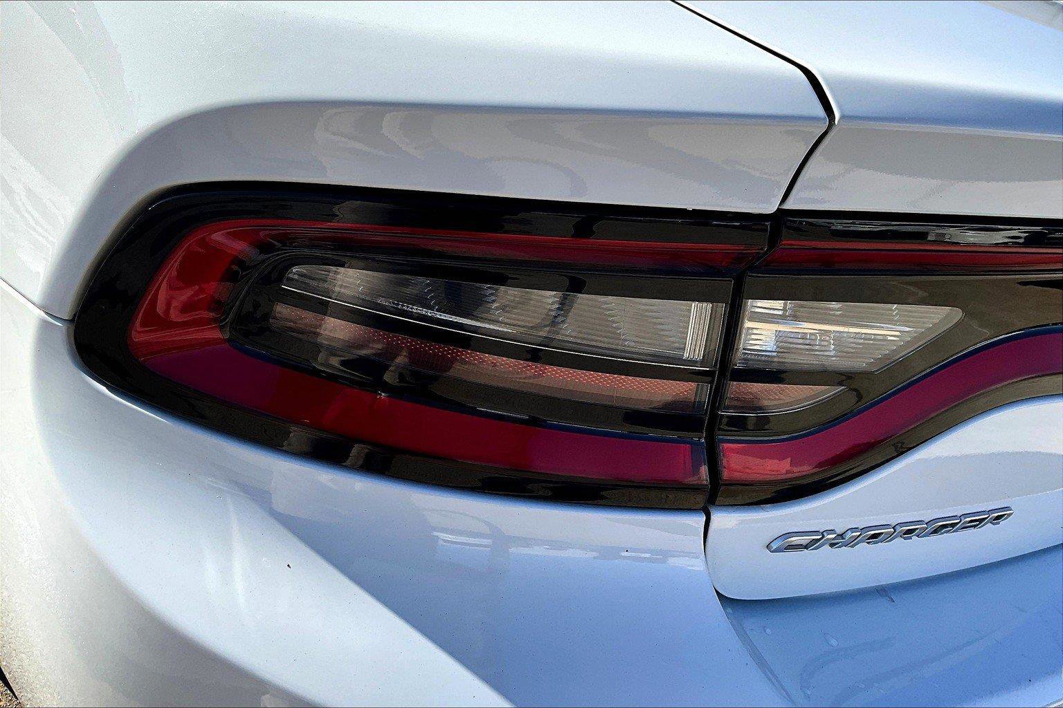 2022 Dodge Charger SXT photo 24