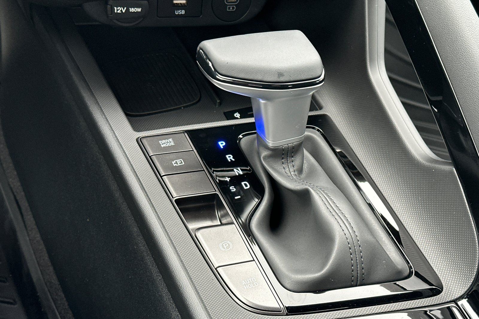 2025 Hyundai Elantra Hybrid SEL Sport photo 19