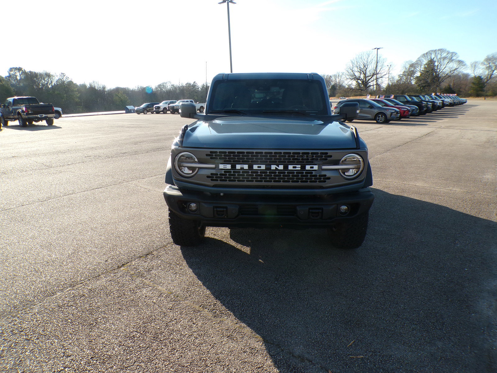 2025 Ford Bronco Badlands photo 2