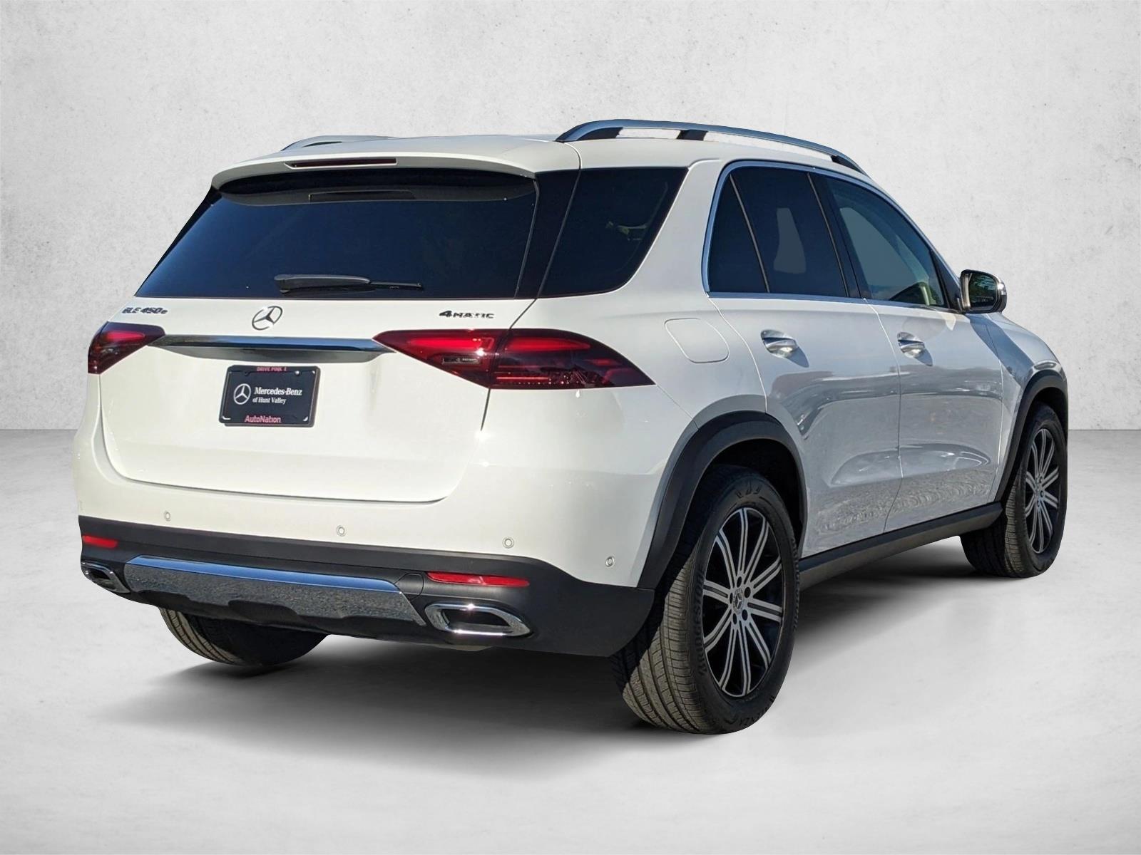 2025 Mercedes Benz GLE 450e photo 4