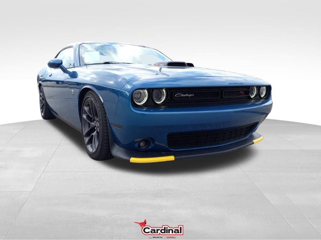 2020 Dodge Challenger R/T's photo
