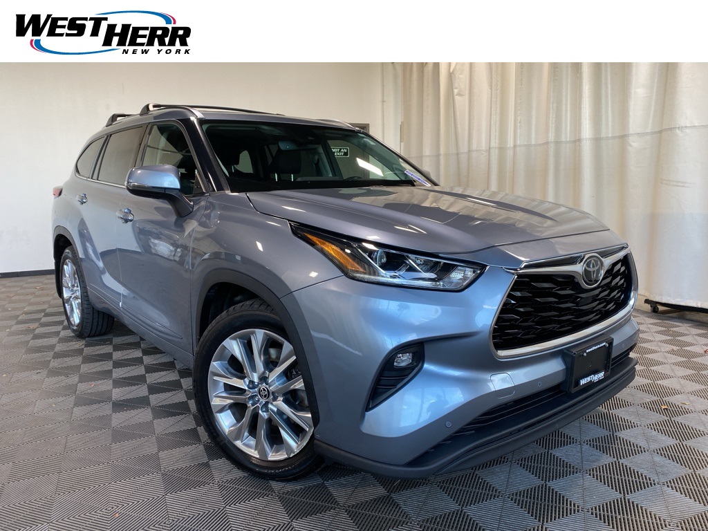 2020 Toyota Highlander Limited's photo