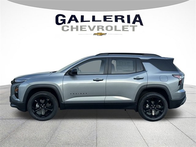 2026 Chevrolet Equinox LT photo 3