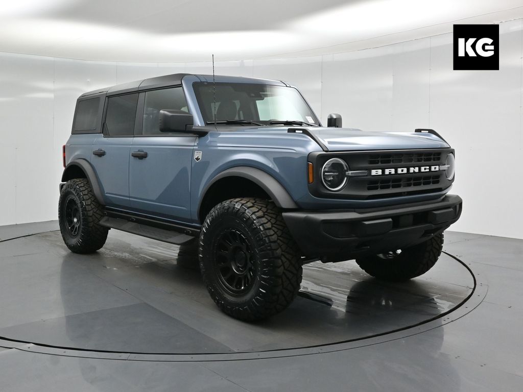 2025 Ford Bronco 4-Door Big Bend's photo