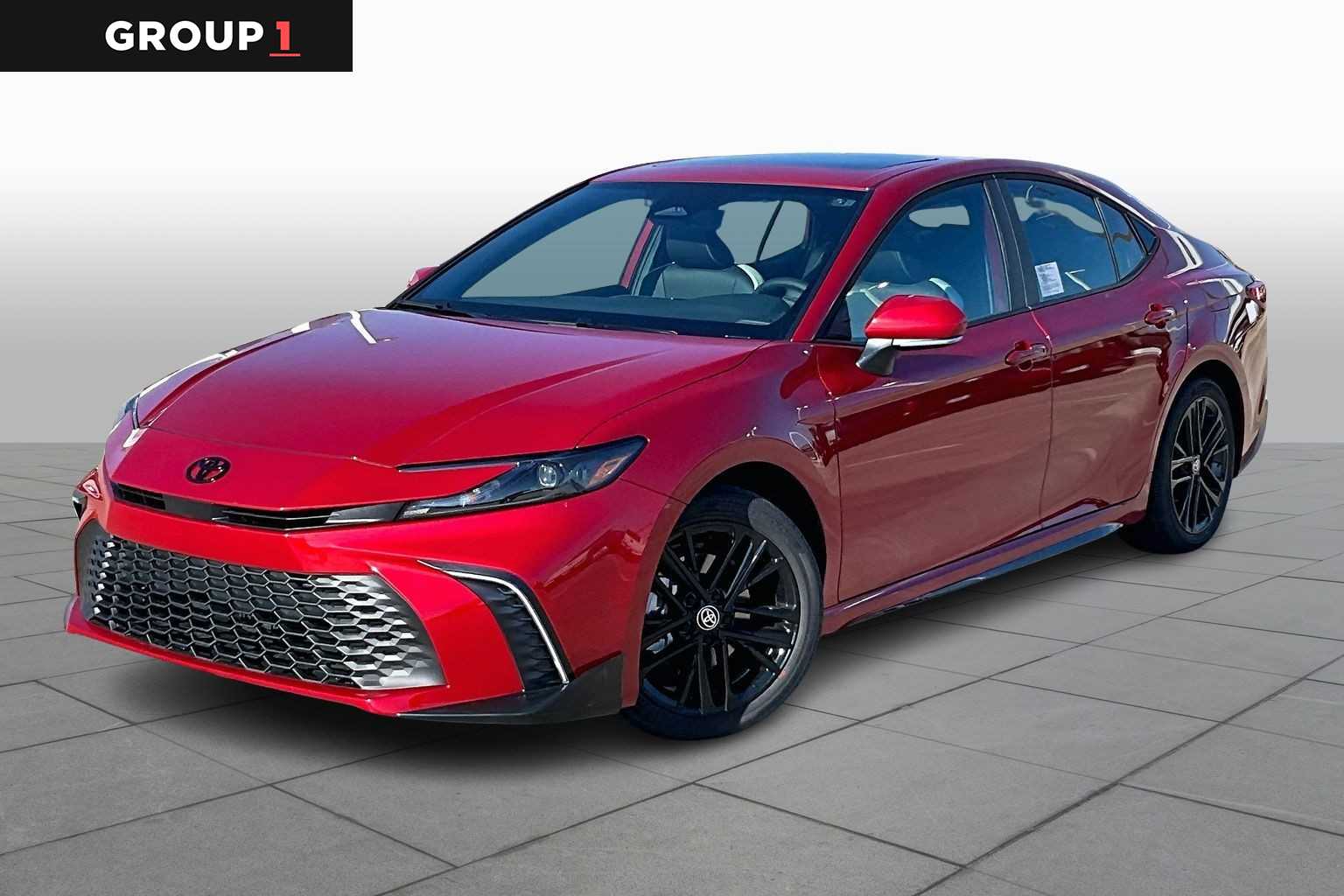 2026 Toyota Camry SE's photo