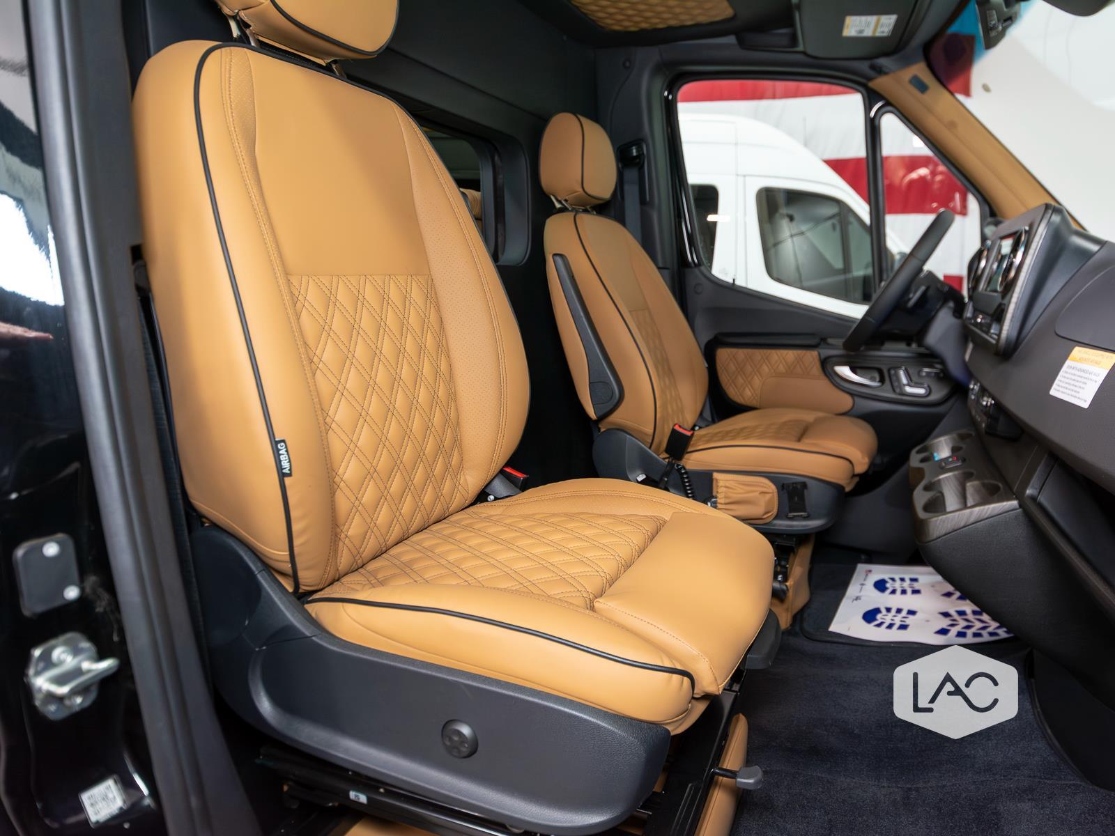 2024 Mercedes Benz Sprinter 3500 photo 14