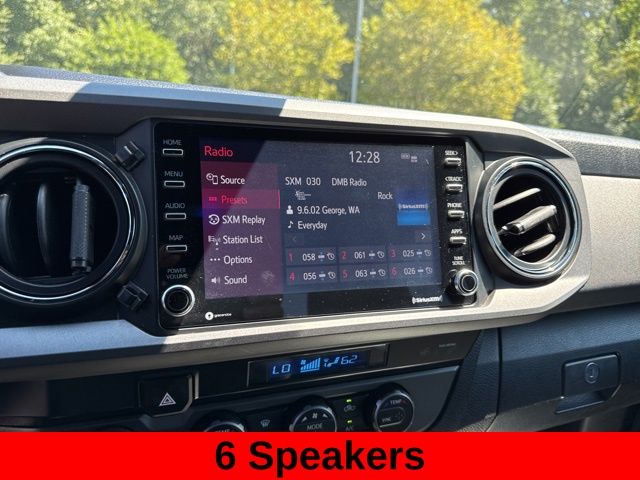 2022 Toyota Tacoma TRD Off-Road photo 13