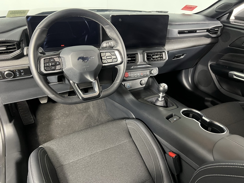 2024 Ford Mustang GT photo 8