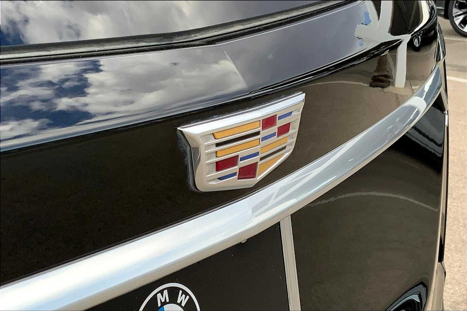2023 Cadillac XT6 Sport photo 9
