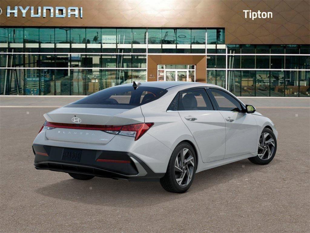 2025 Hyundai Elantra Limited photo 3