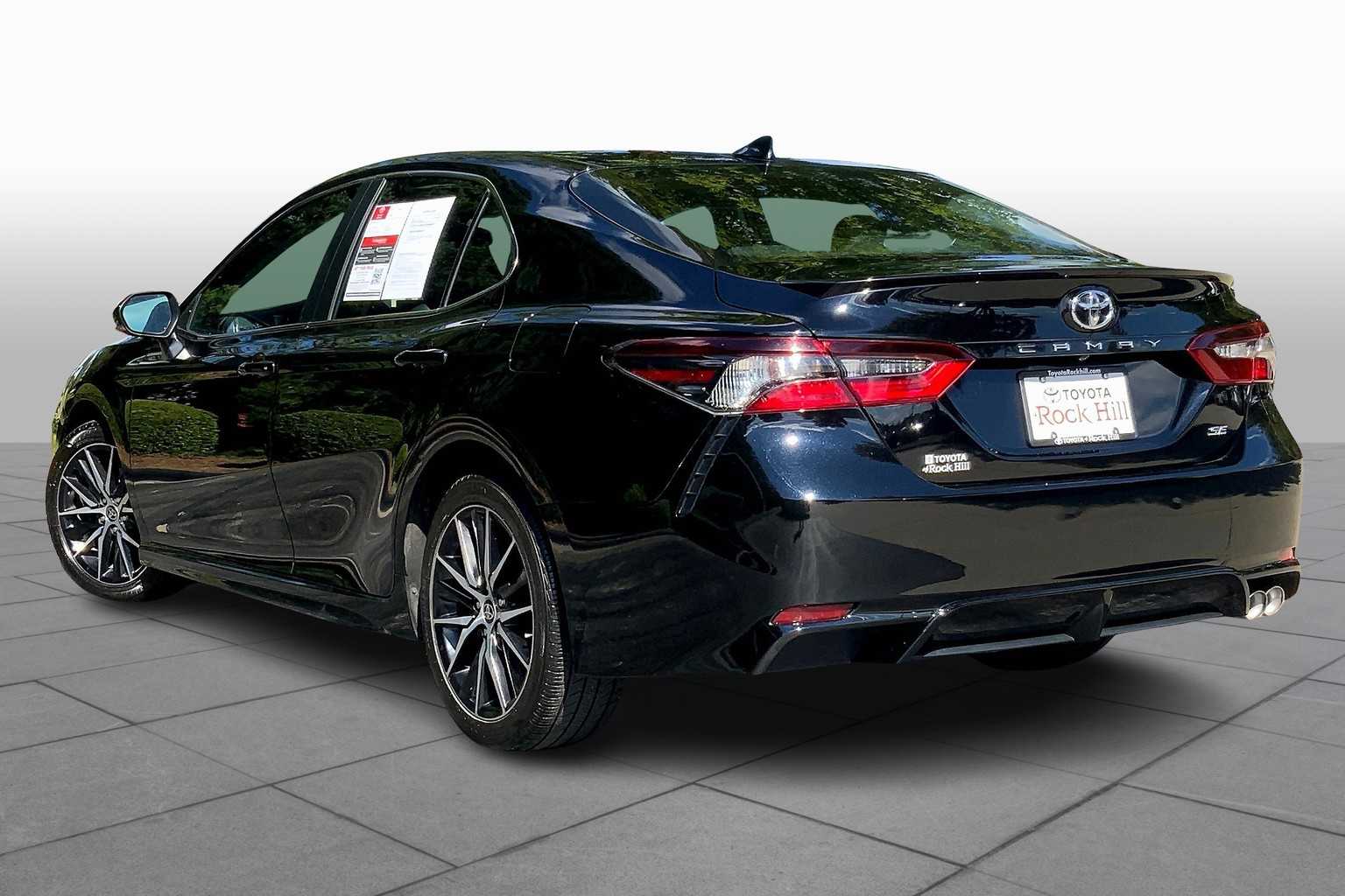 2023 Toyota Camry SE photo 11