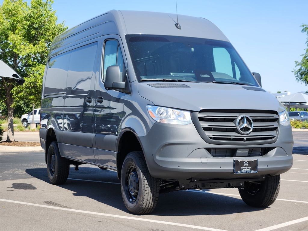 2025 Mercedes-Benz Sprinter Cargo Van