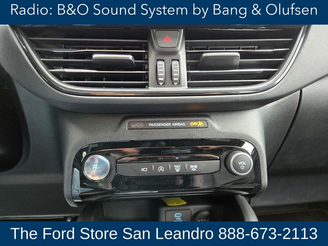 2023 Ford Escape ST-Line Select photo 19