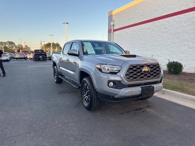 2021 Toyota Tacoma TRD Sport's photo