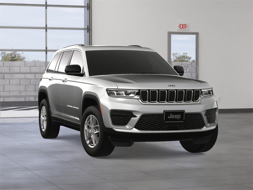 2025 Jeep Grand Cherokee Laredo X photo 4