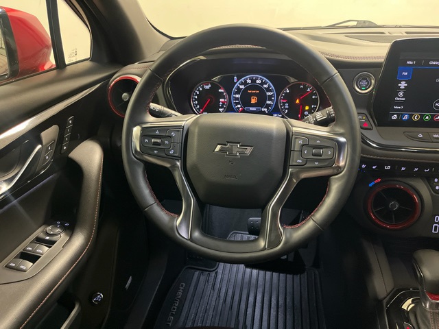 2025 Chevrolet Blazer RS photo 3