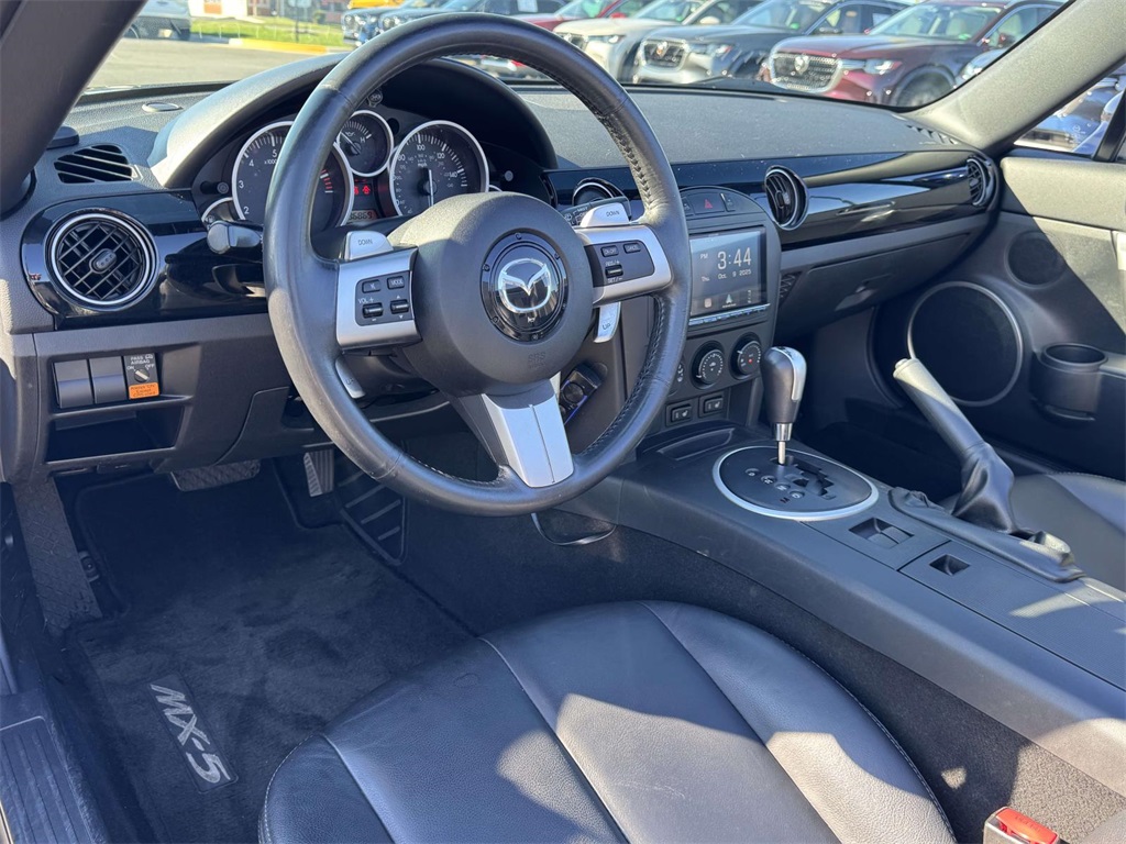 2008 Mazda MX-5 Miata Miata Grand Touring photo 2