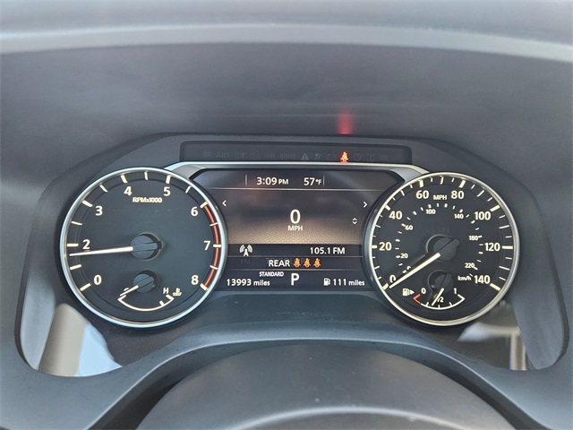 2022 Nissan Rogue SV photo 3