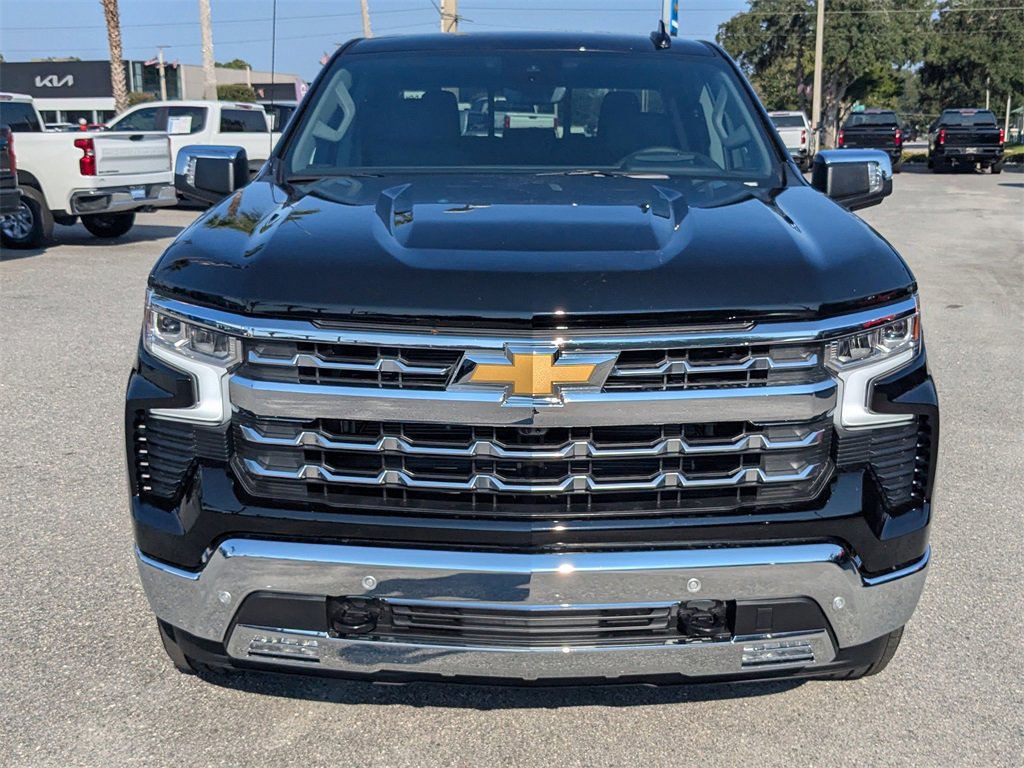 2026 Chevrolet Silverado 1500 LTZ photo 9