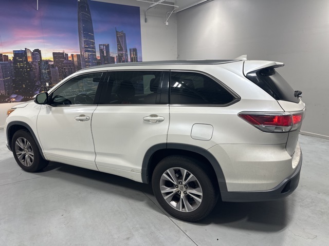 2015 Toyota Highlander XLE photo 3