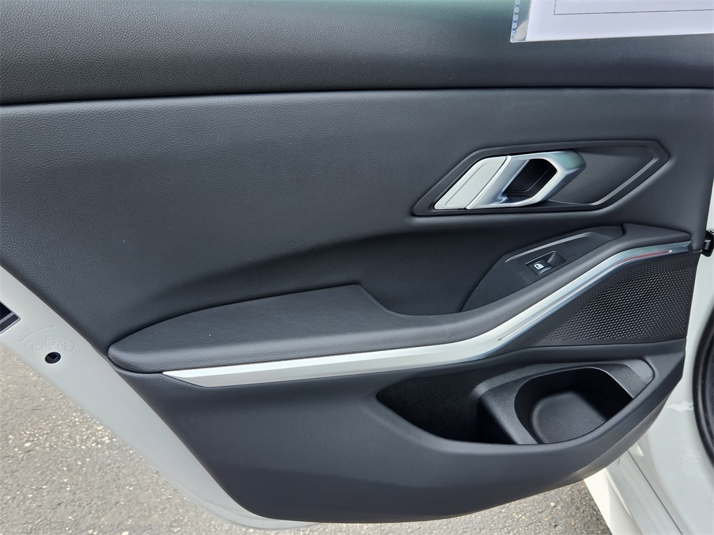 2023 Bmw 330e 330xe photo 11