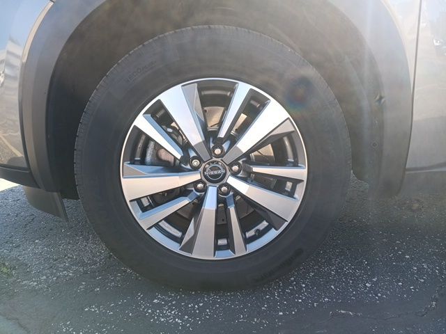 2023 Nissan Pathfinder SL photo 27