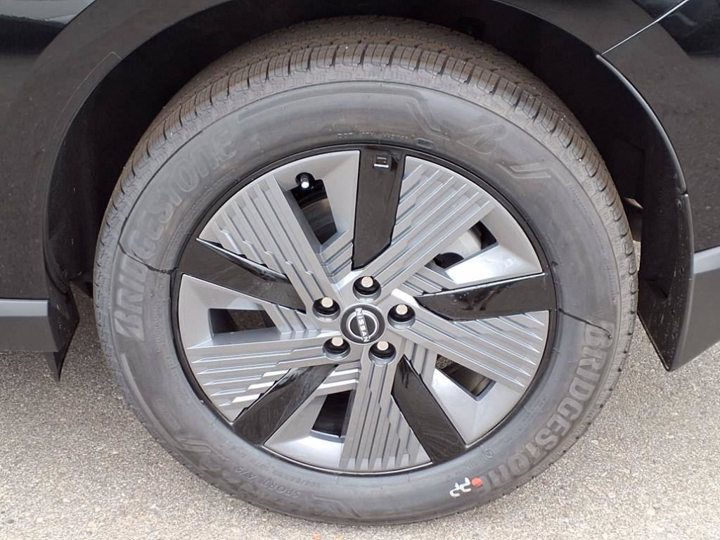 2025 Nissan Murano SL photo 2
