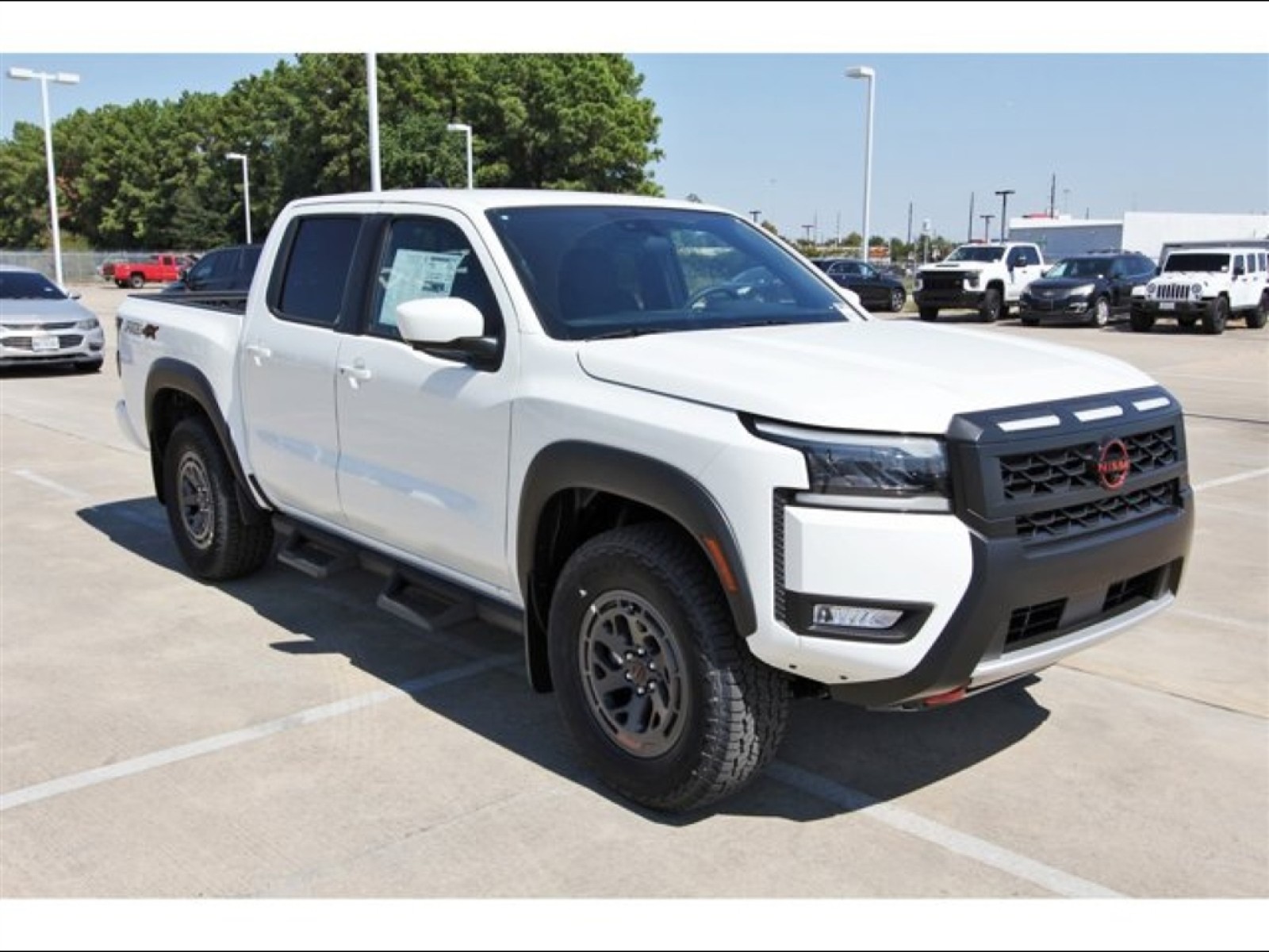 2026 Nissan Frontier Crew Cab PRO-4X® White at Robbins Nissan