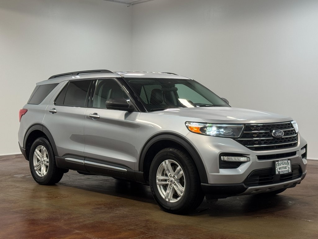 2023 Ford Explorer XLT photo 19