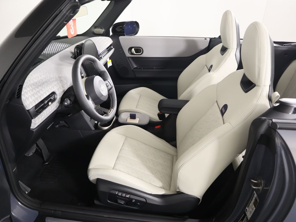 2026 Mini Cooper Convertible Iconic photo 25