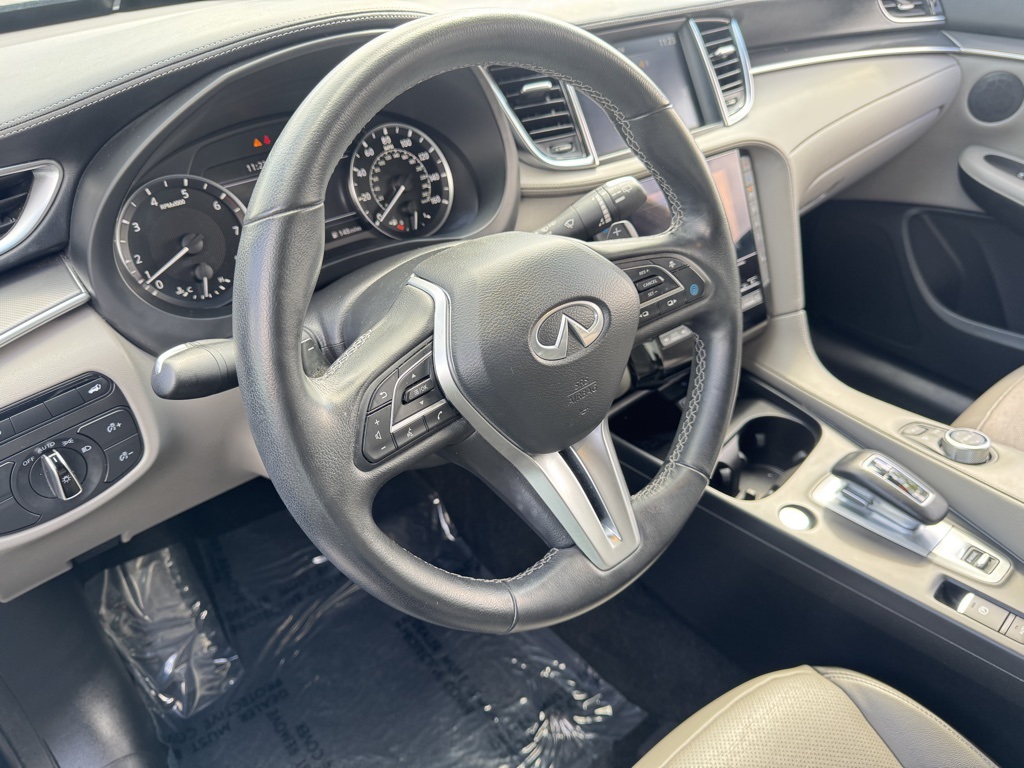 2024 Infiniti QX50 Luxe photo 16