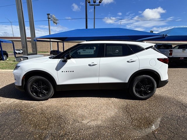 2025 Chevrolet Blazer 2LT photo 4